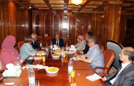 من اجتماع لجنة الاتصال الرئاسية أمس