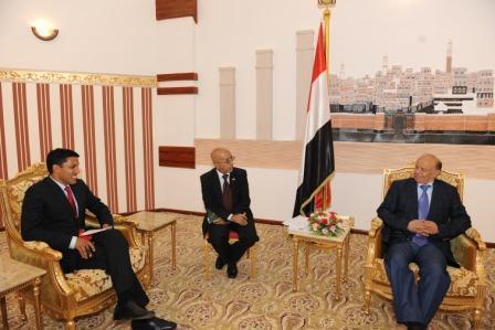 رئيس الجمهورية لدى استقباله مدير الوكالة الأمريكية للتنمية الدولية أمس