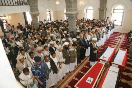 أثناء الصلاة على شهداء الوطن والواجب