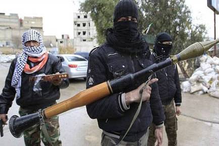 عدد من المسلحين في سوريا