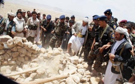 لجنة الشؤون العسكرية وتحقيق الأمن والاستقرار تواصل نزولها الميداني امس لإزالة ونزع ما تبقى من بؤر التوتر