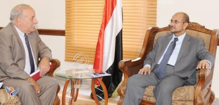 وزير التخطيط لدى استقباله  الممثل الإقليمي المقيم لصندوق الأمم المتحدة للسكان