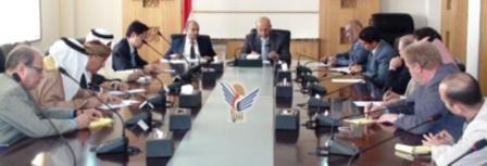 د. القربي لدى لقائه سفراء الدول الـ (10) الراعية للمبادرة الخليجية أمس