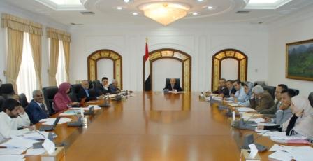 جانب من جلسة أعمال اللجنة الفنية للإعداد والتحضير للحوار الوطني الشامل