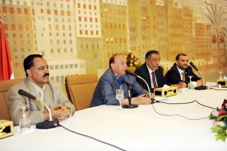 رئيس الجمهورية لدى لقائه رئيس وأعضاء مجلس النواب أمس