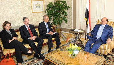 رئيس الجمهورية لدى لقائه وزير العدل الأمريكي