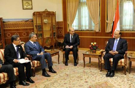 رئيس الجمهورية لدى استقباله نائب رئيس الوزراء التركي أمس