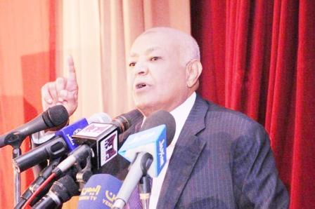 رئيس الوزراء في كلمته بالحفل الخطابي والفني بمناسبة عيد الاستقلال بعدن