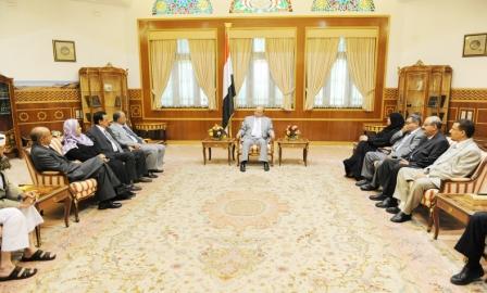 رئيس الجمهورية خلال لقائه القضاة التسعة المعينين أعضاء باللجنة العليا للانتخابات والاستفتاء