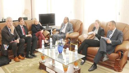 وزير التخطيط يبحث مع رئيسة بعثة المفوضية الأوروبية جملة من القضايا