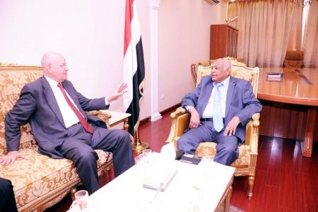 باسندوة لدى لقائه وزير التربية والتعليم اللبناني