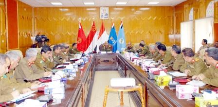 اجتماع مدراء دوائر وزارة الدفاع واللجنة المعنية بالهيكلة