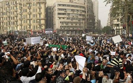 جانب من القوة الثورية في ميدان التحرير