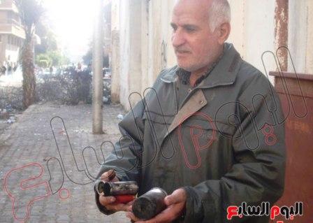 جانب من قنابل الغاز