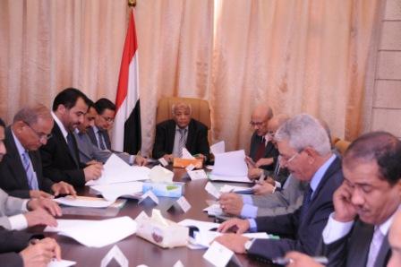 من اجتماع اللجنة العليا لتسويق النفط الخام أمس