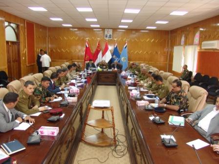 جانب من اجتماع اللجنة العسكرية أمس