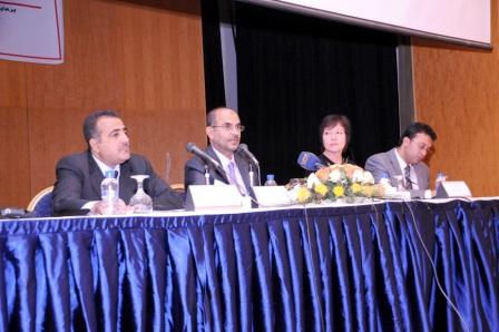 وزير التخطيط خلال افتتاح  اللقاء  الموسع الذي نظمته  الوزارة مع الوكالة الأمريكية للتنمية أمس