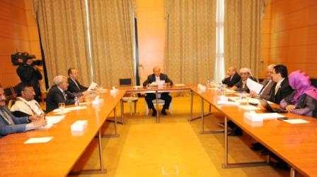 رئيس الجمهورية  خلال ترؤسه  اجتماع هيئة رئاسة مؤتمر الحوار