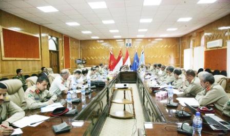 أثناء مناقشة الاستراتيجية العسكرية  والسياسية الدفاعية للقوات المسلحة