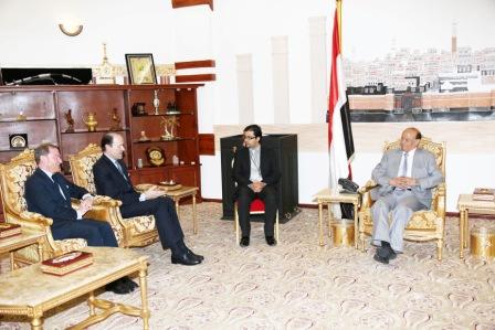 رئيس الجمهورية خلال إستقباله مدير مركز الأمم المتحدة للتدريب والتوثيق