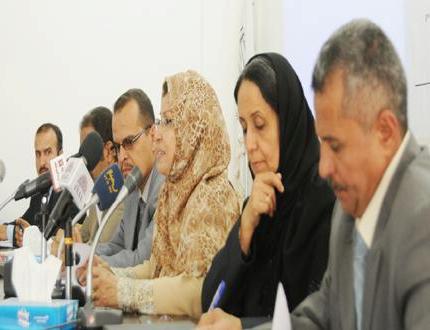 المؤتمر الاكاديمي لدعم الحوار يستعرض ملخصات رؤى المحور السياسي