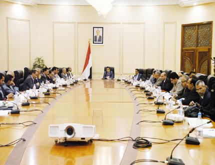 الوجيه يترأس إجتماع اللجنة العليا للموازنات