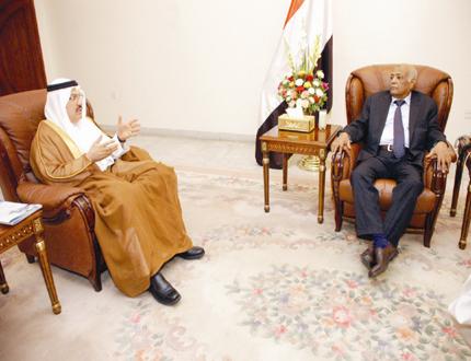 باسندوة لدى استقباله أمين عام منظمة الخليج للاستشارات الصناعية أمس