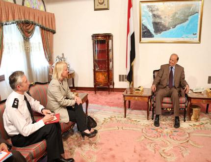 رئيس الجمهورية أثناء إستقباله بعثة الاتحاد الأوروبي