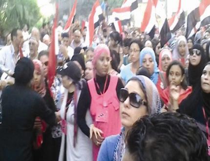 جانب من المظاهرة النسائية في مصر لإسقاط مرسي