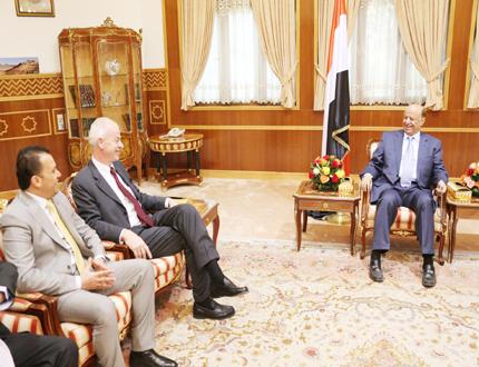 رئيس الجمهورية خلال استقباله نائب وزير الخارجية الإيطالي