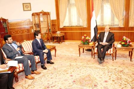 رئيس الجمهورية خلال استقباله السفير الكوري