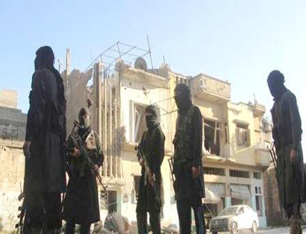 مسلحو تنظيم (داعش) في مدينة اعزاز في سوريا