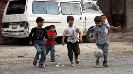 أطفال سوريون  متضررون من الحرب
