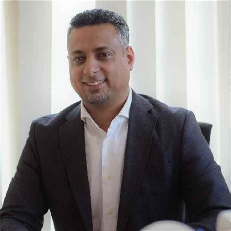 القائم بأعمال المدير التنفيذي للصندوق الاجتماعي القائم بأعمال المدير التنفيذي للصندوق الاجتماعي